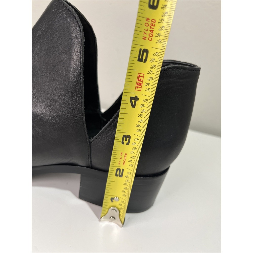 Marc Fisher Women's Yilda Cut Out Black Leather‎ Boots Sz 7 Western Bootie - Picture 9 of 10
